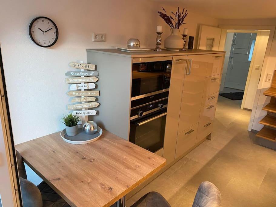 Ferienwohnung Hereinspaziert ヴィルヘルムスハーフェン エクステリア 写真
